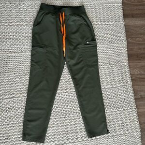 FIGS Yola Skinny Scrub Pants 2.0